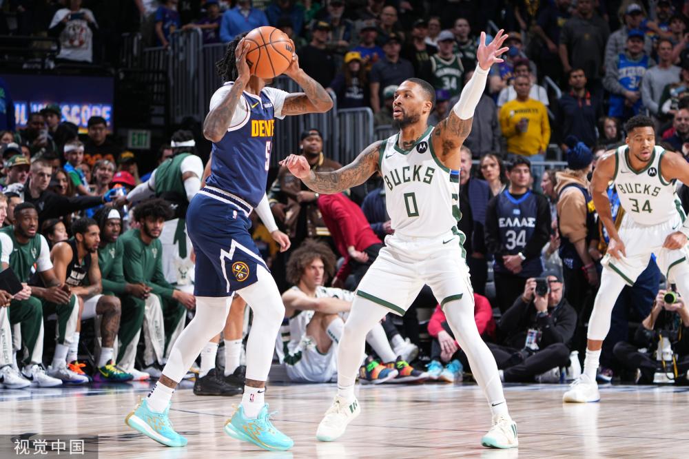 铸就了她们 铸就了她们