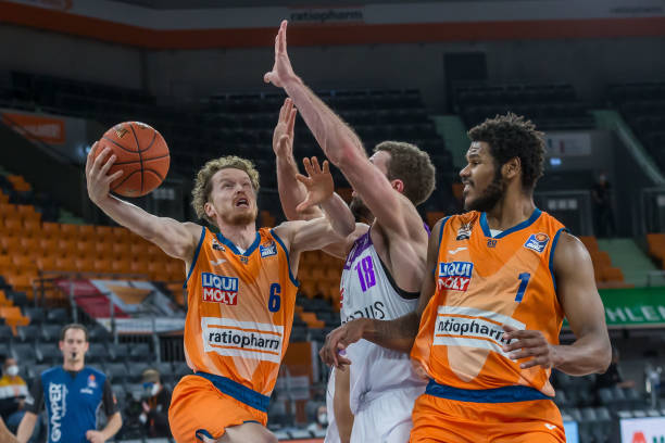 这两位新援 这两位新援